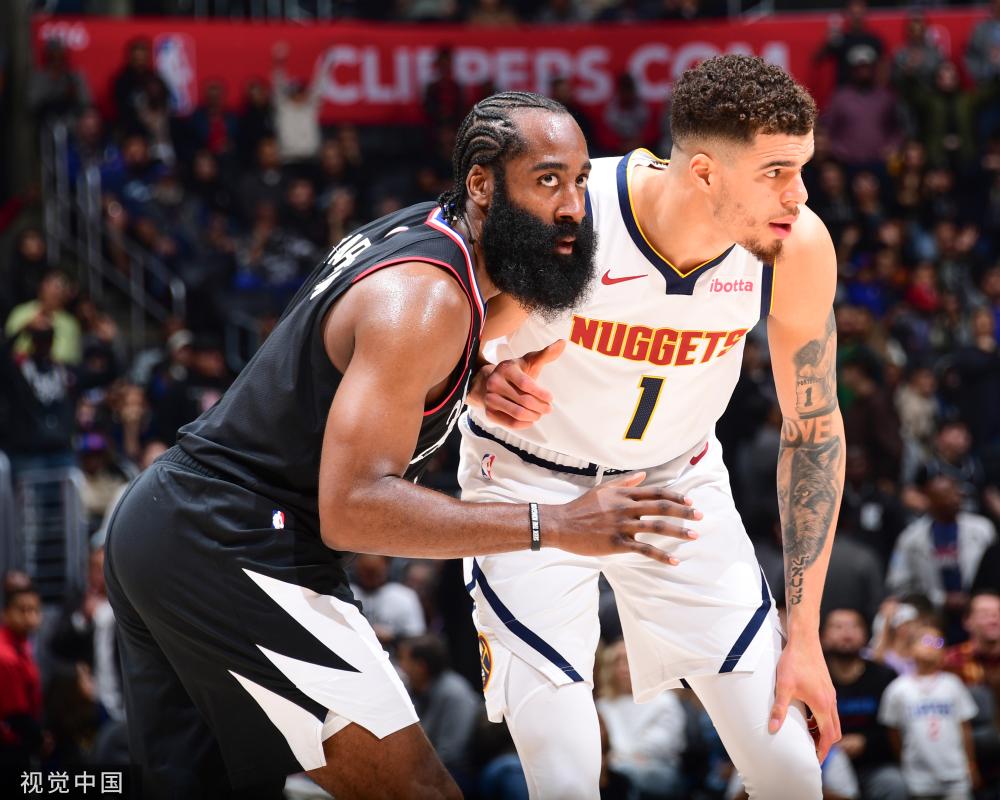 涌现出新的 涌现出新的